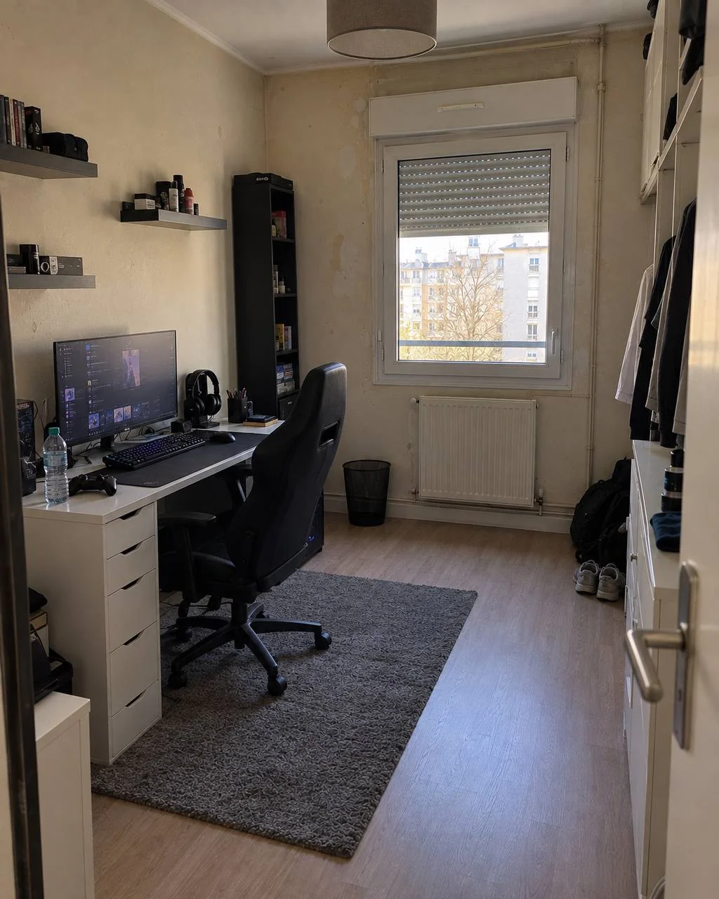 Bureau, coin dressing avant les travaux