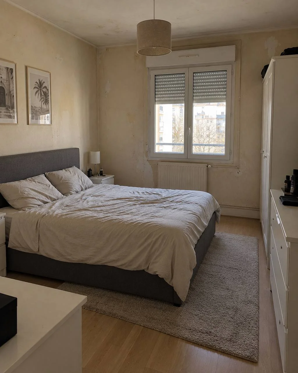 Chambre, coin dressing avant les travaux